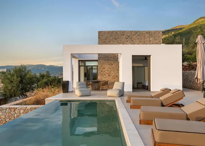 Villa Aliki By Vintage Travel