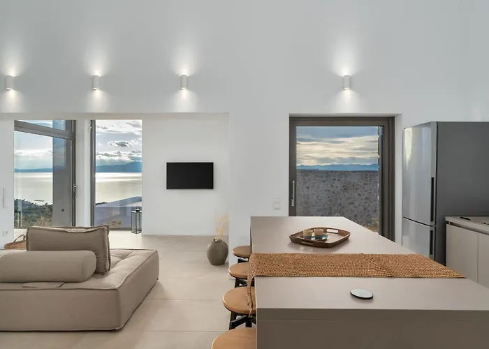 Villa Aliki By Vintage Travel