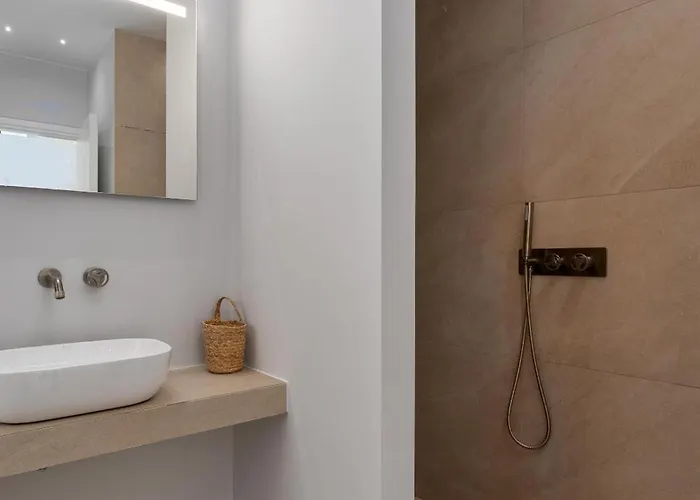 Aliki * ורגה קלמטה